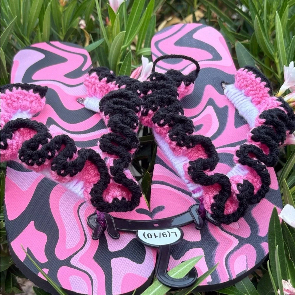 Vibrant Pink and Black Crochet Wavy Brim Hat | Flip Flops with Ruffles - Picture 12 of 12